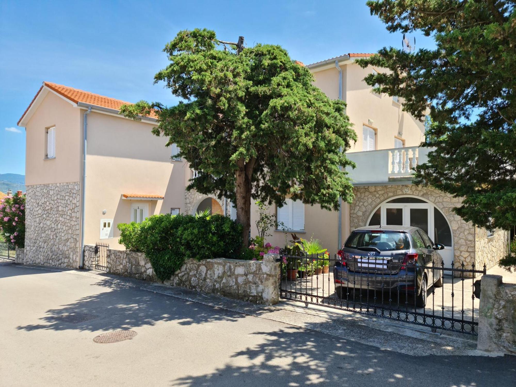 Apartments Mihalic Šilo Zewnętrze zdjęcie