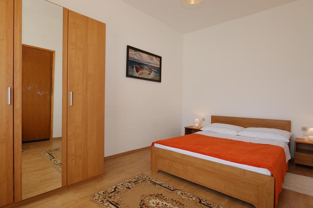 Apartments Mihalic Šilo Zewnętrze zdjęcie