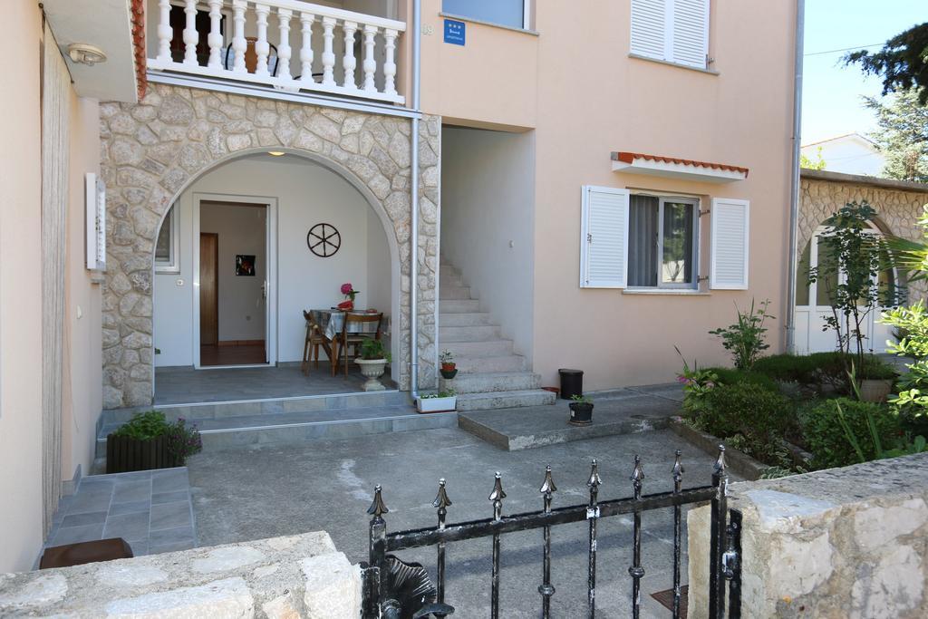 Apartments Mihalic Šilo Zewnętrze zdjęcie